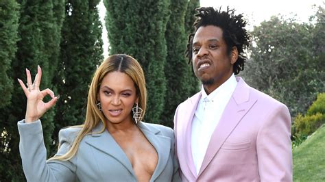 Beyoncé’s Date Night Outfit Was Head